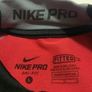 SALE Size L- Nike Pro Dri-FIT. New no Tags
